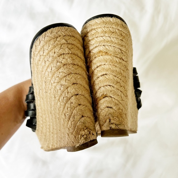 Espadrille Style Wedge Heel - Picture 3 of 7